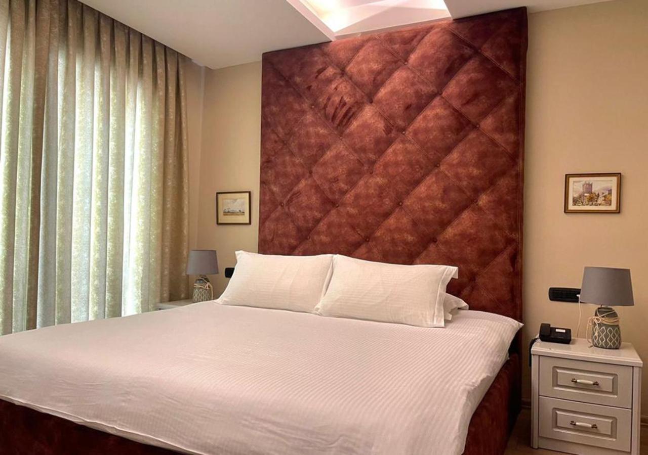 Vila Shard Boutique Hotel Tirana Exteriör bild